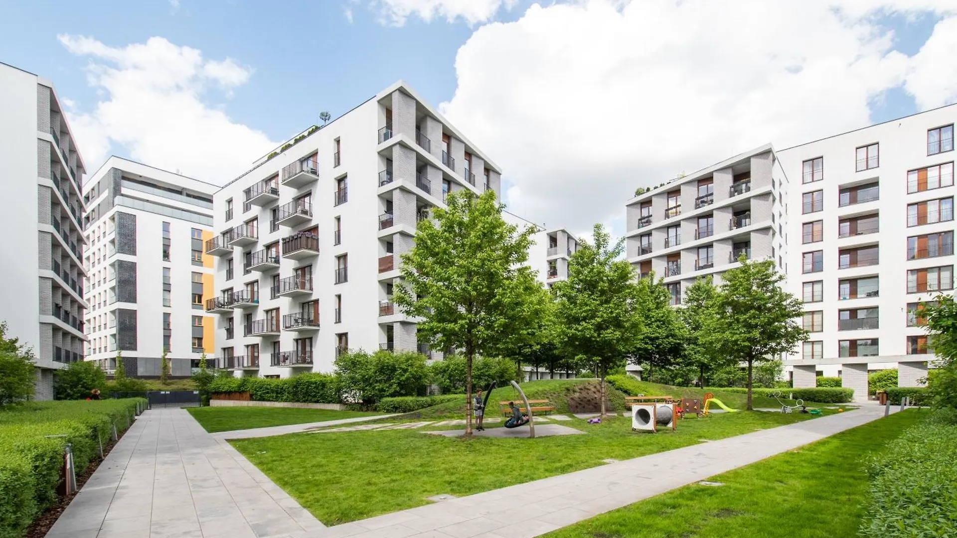Moko City Apartments Warsaw